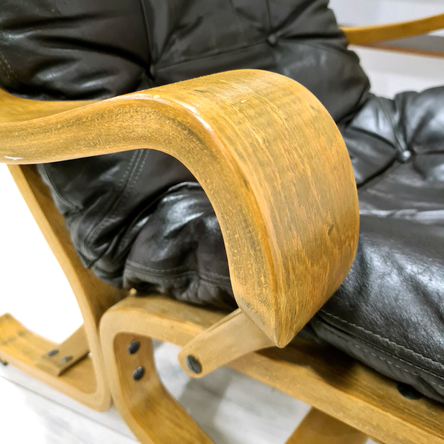 Scandinavian mid century lounge chair bentwood and leather, 1960s