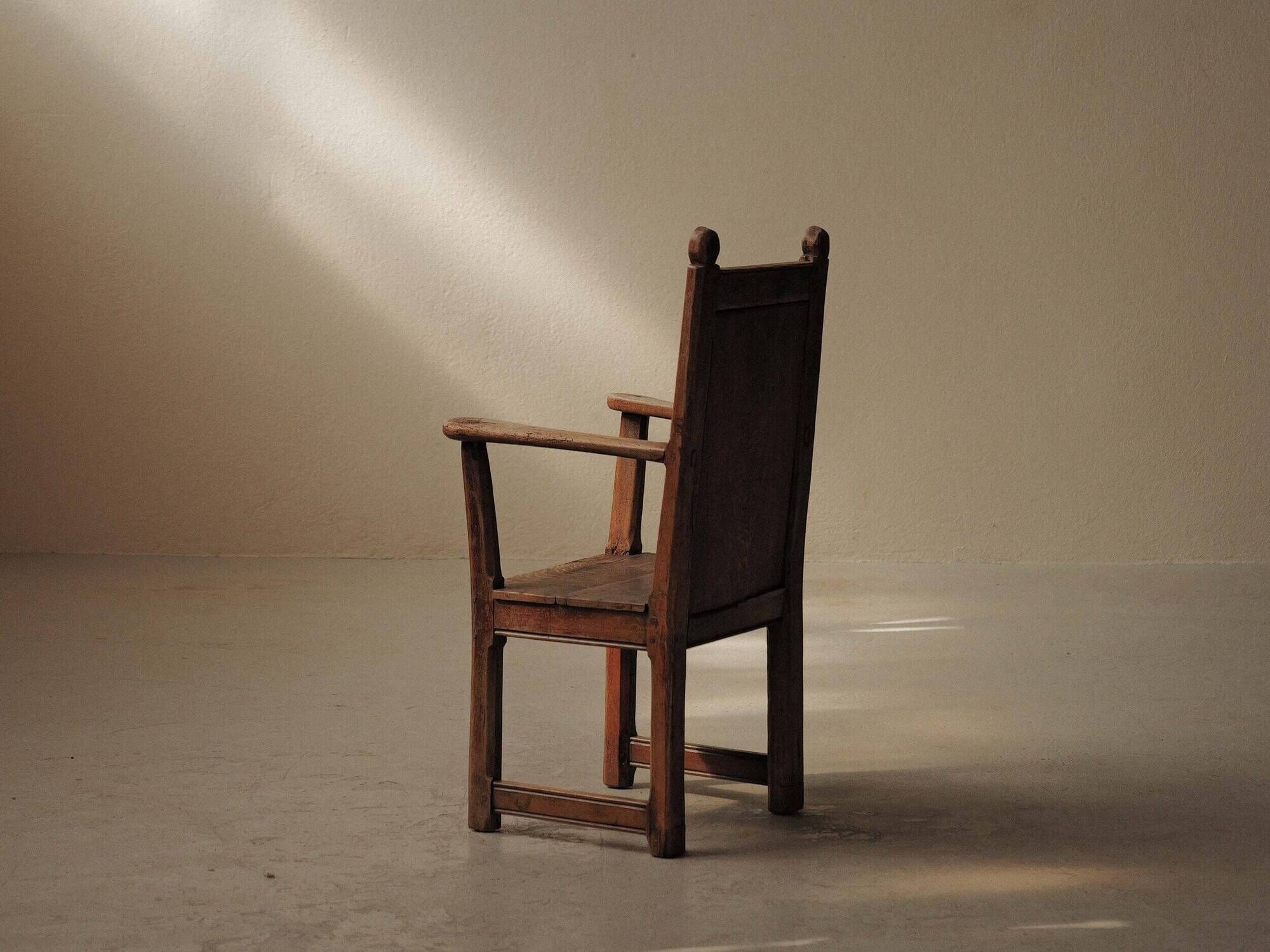 Peasant armchair in solid oak, France, 19th century