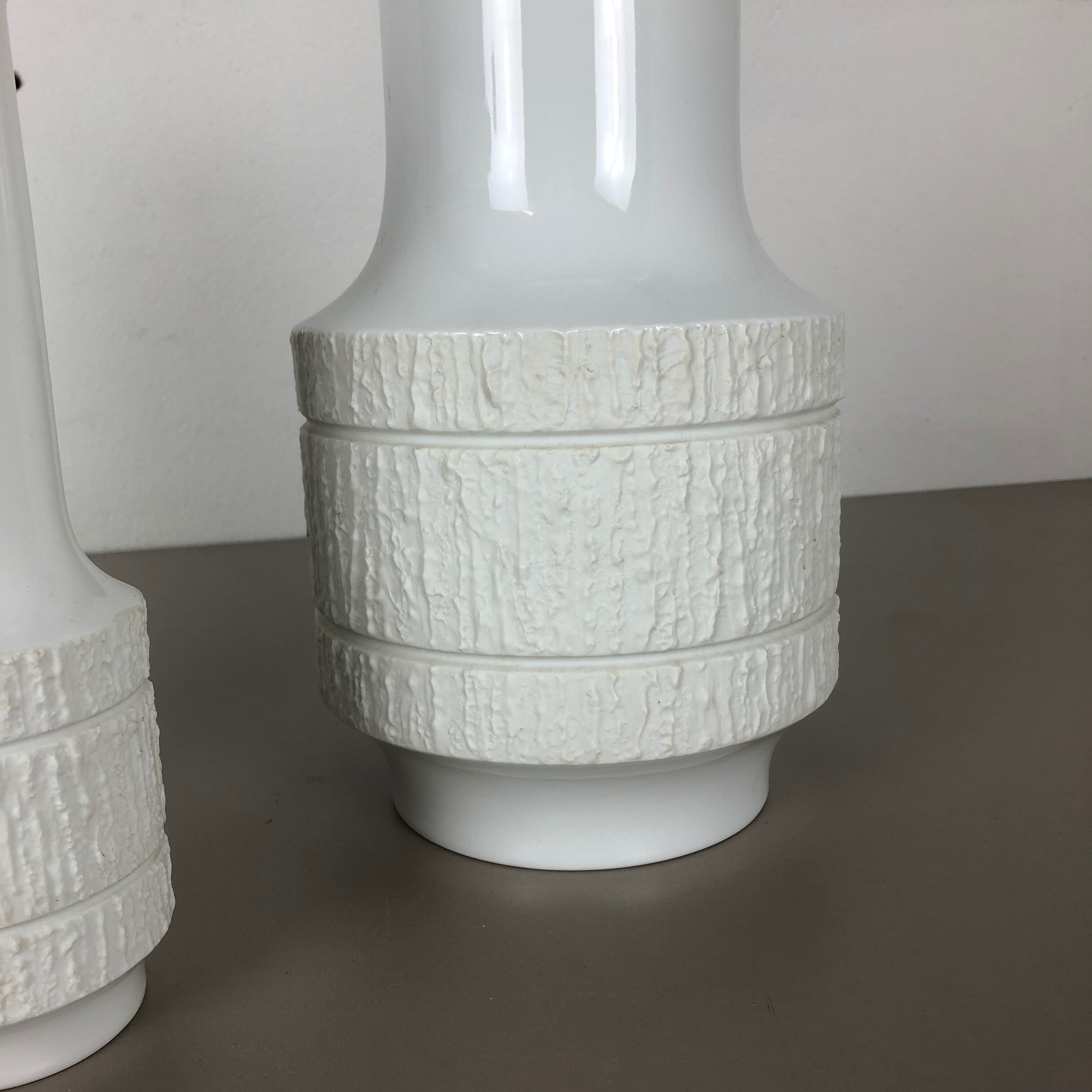 Set of 3 porcelain op art vase by Richard Scharrer for Thomas, Germany, 1970s