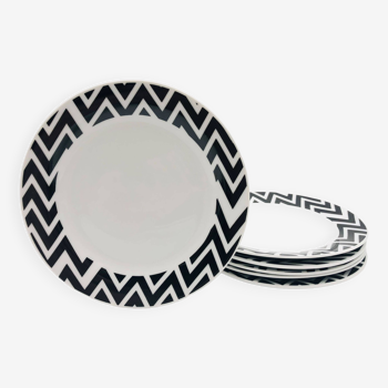 6 Porcelain dessert plates. Monochrome.