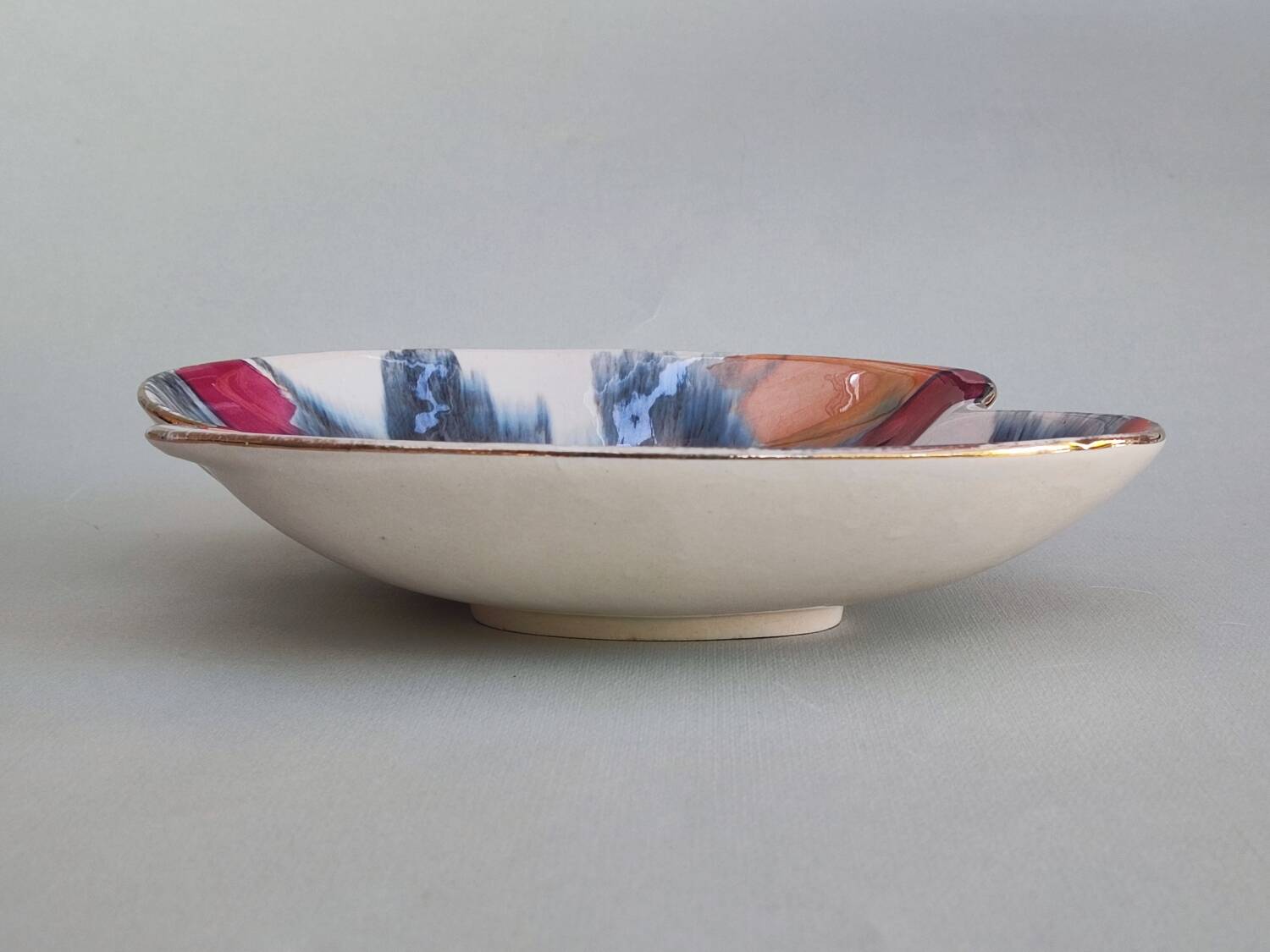 Porcelain dish