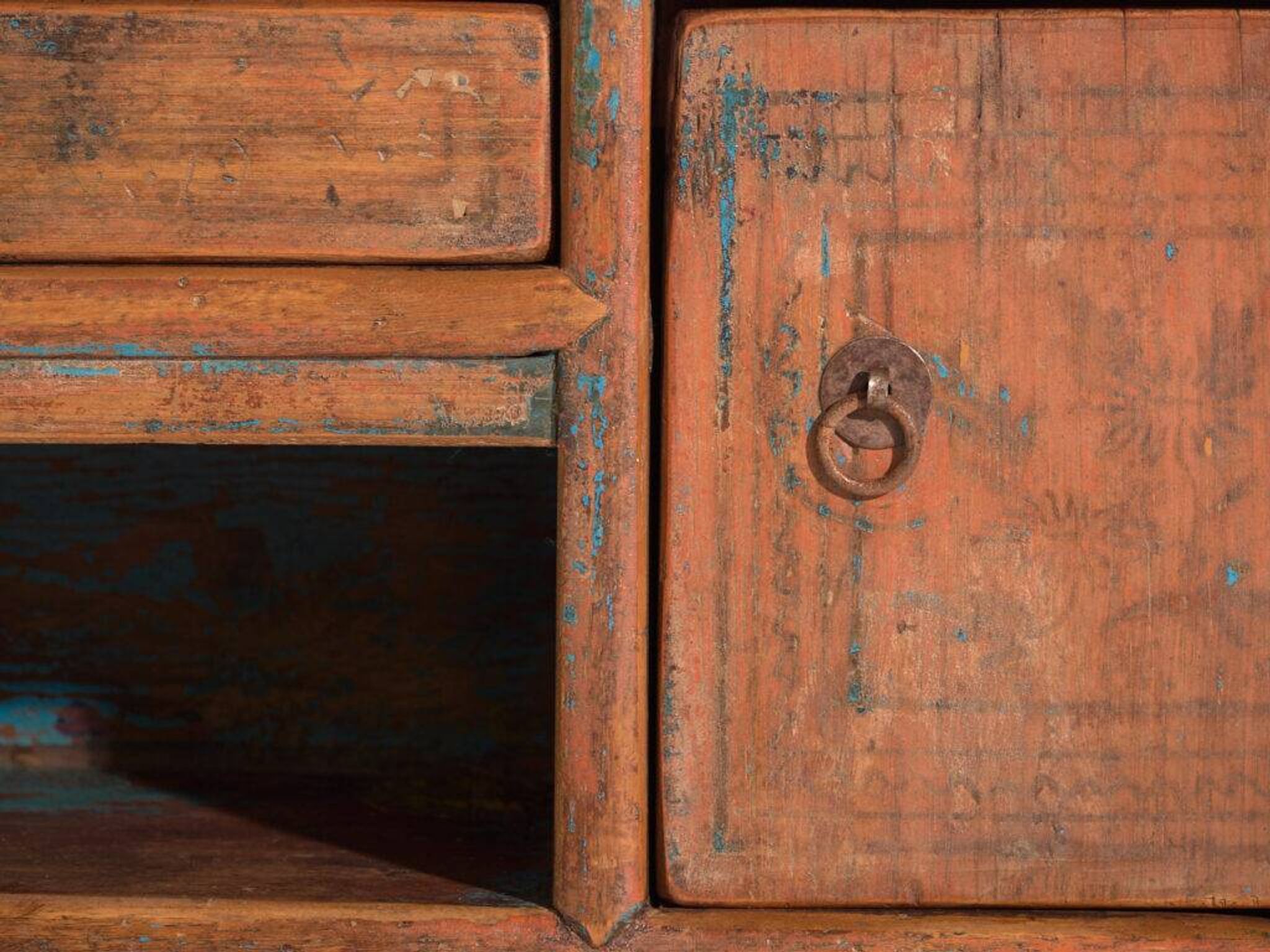 Antique low elm wood furniture – China, around 1900