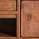Meuble bas ancien en bois d’orme – Chine, vers 1900