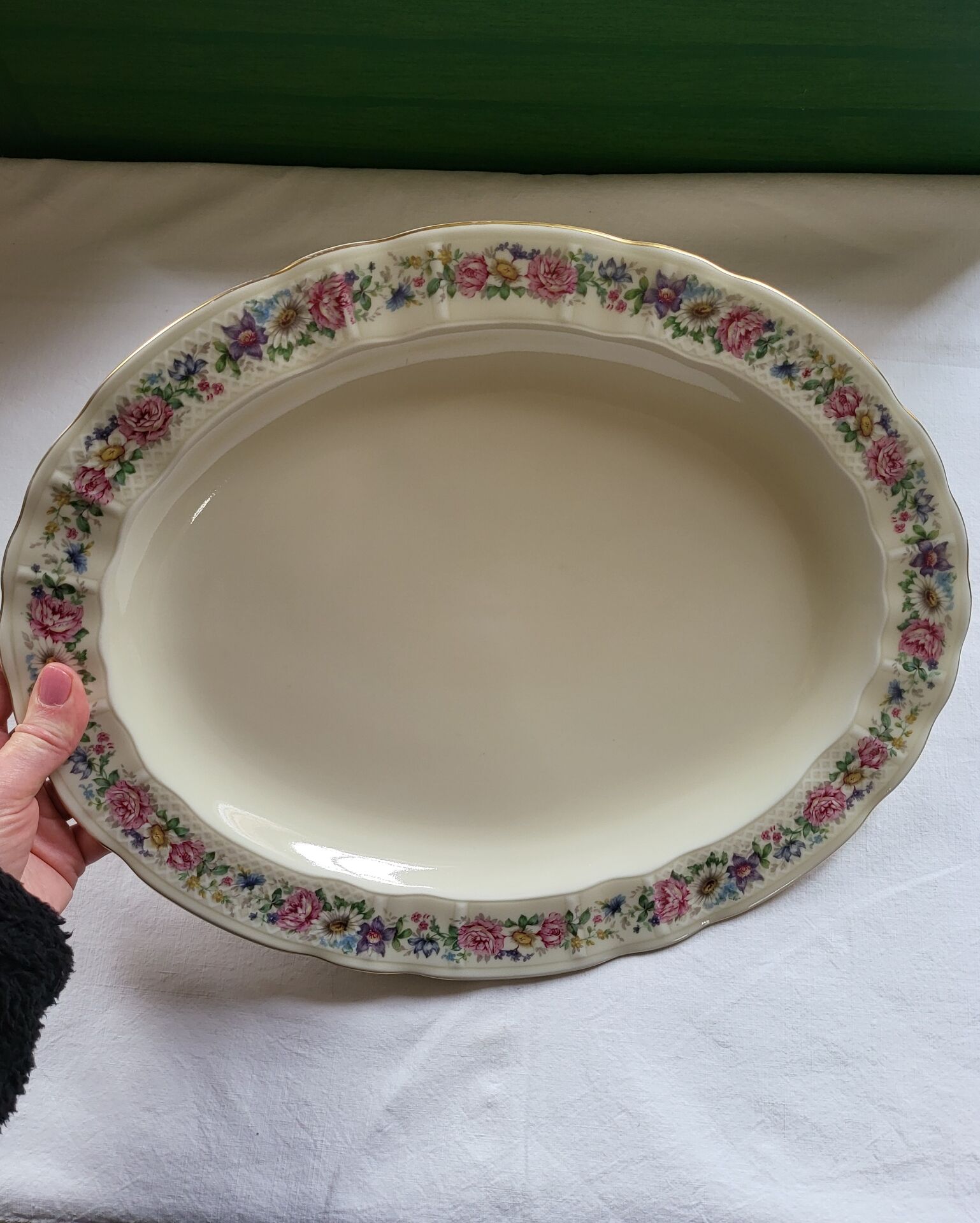 Limoges Bernardaud large oval plate in porcelain