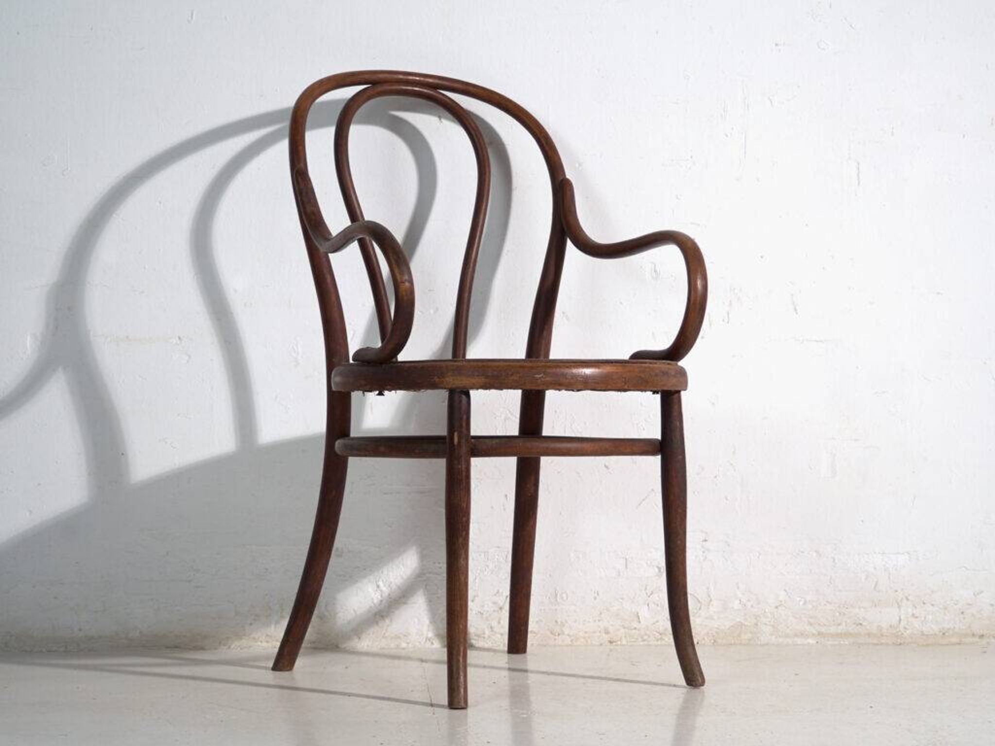 Antique bentwood armchair Thonet – Central Europe, circa 1900