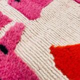 Hand-woven pink Berber rug