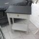 Table d'appoint en bois peint