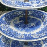 Servant dish with 3 floors in porcelain from Villeroy & Boch model Burgenland blue