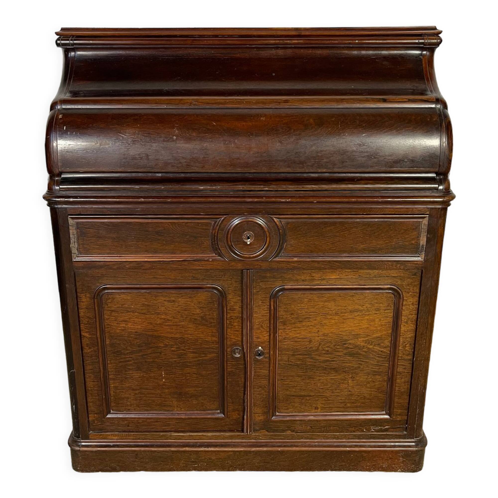 Railway chest of drawers