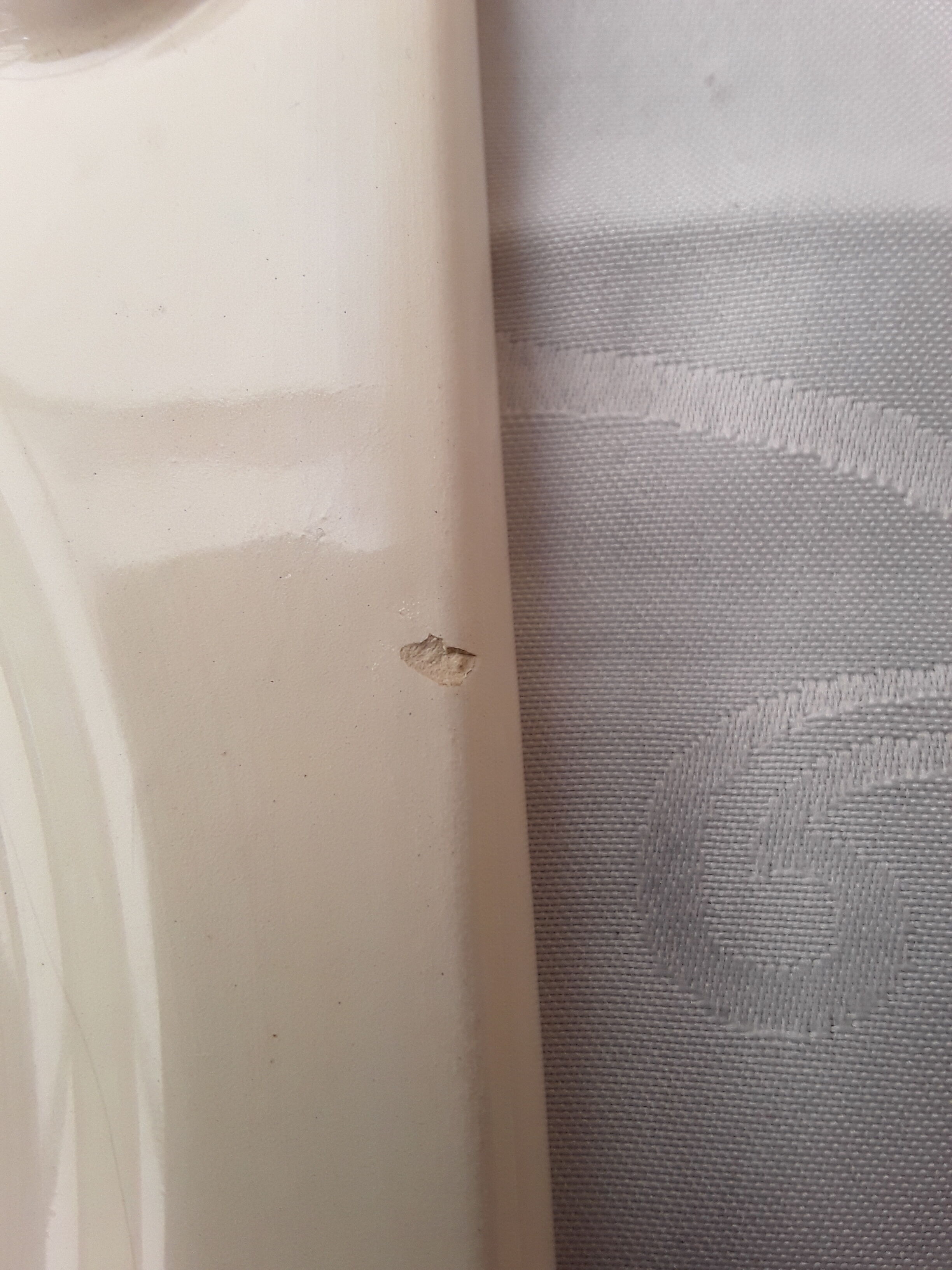 Longwy faience trivety