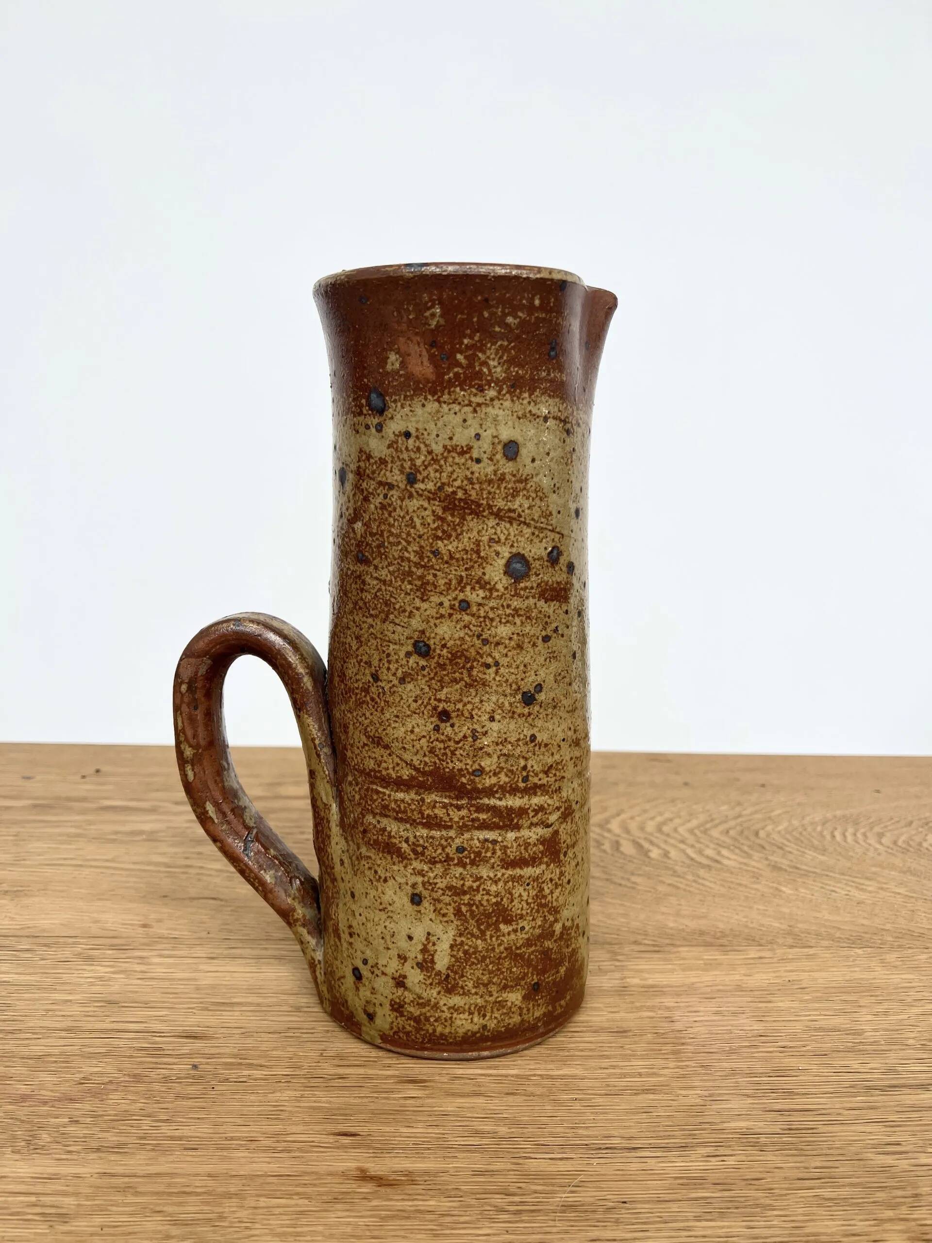 Pichet en grès années 50