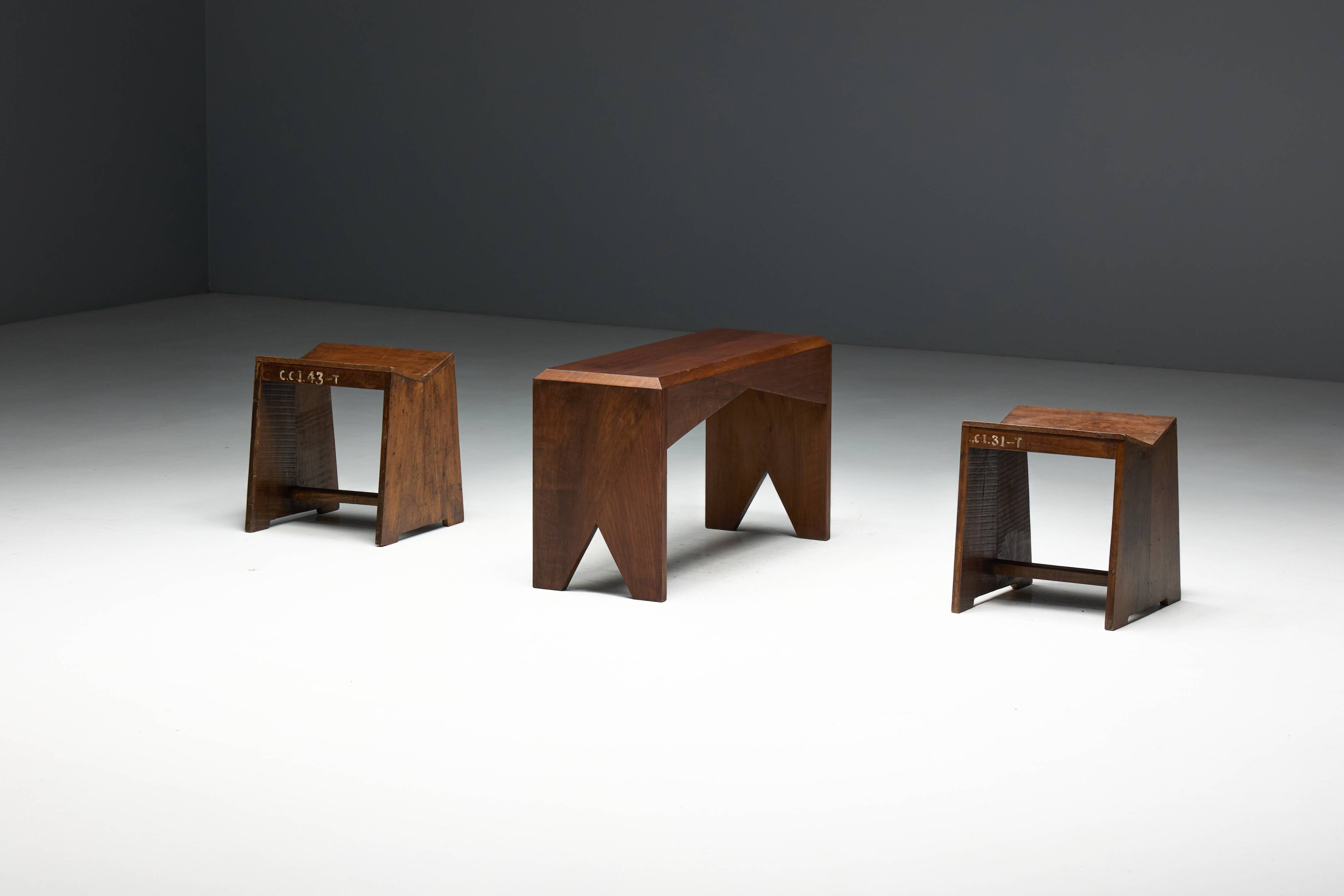 Mid-Century Walnut Bench, France, Late 20th Century