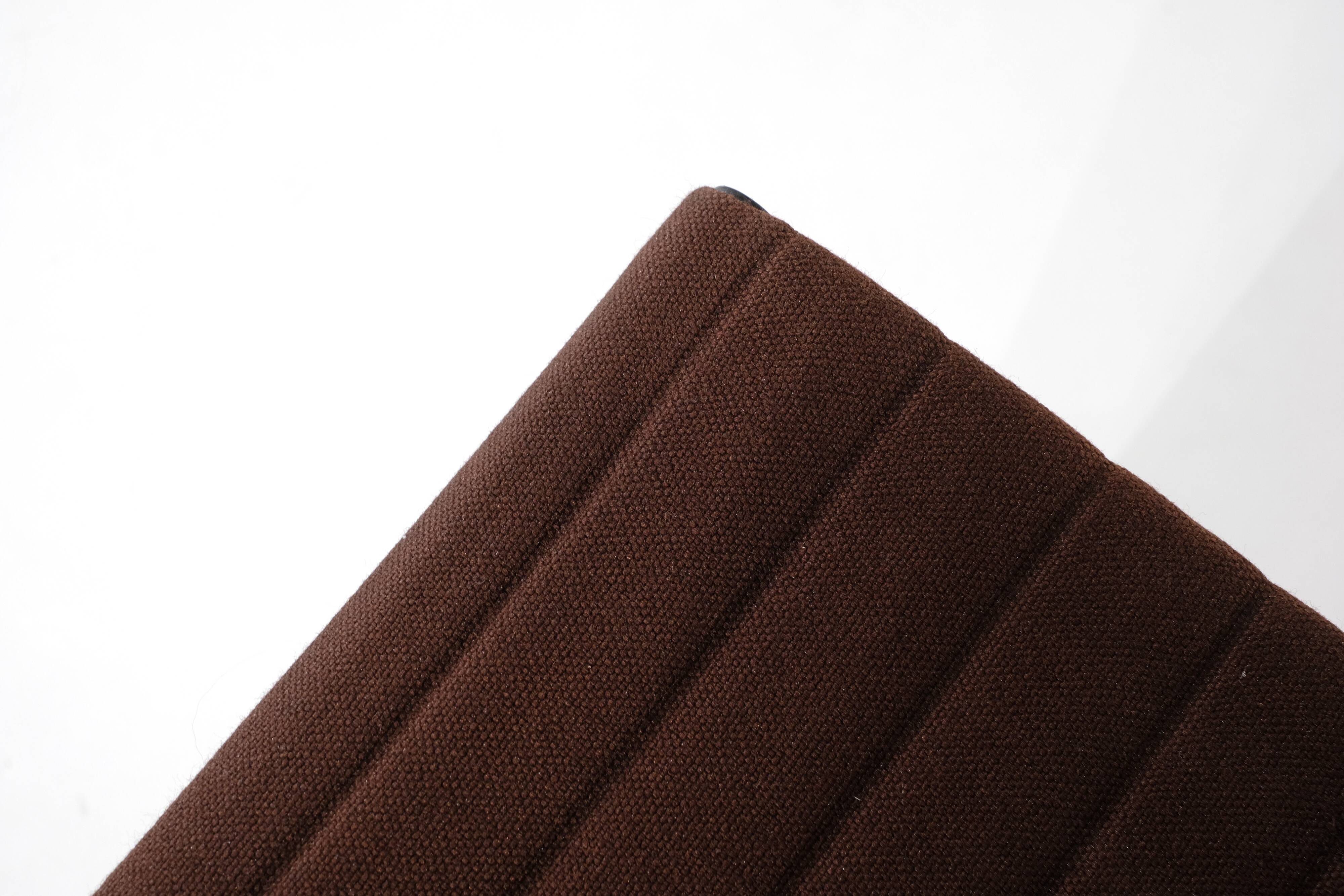 Armchair "EA 104" Charles Ray Eames for ICF, USA 1969.