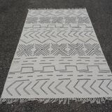 Woven cotton carpet embroidered patterns ethnic Berber style 249 x 156