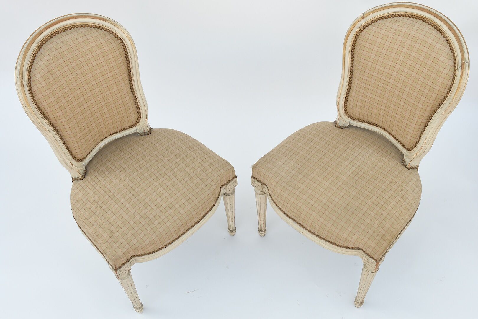 Set of 4 white chairs Louis XVI style