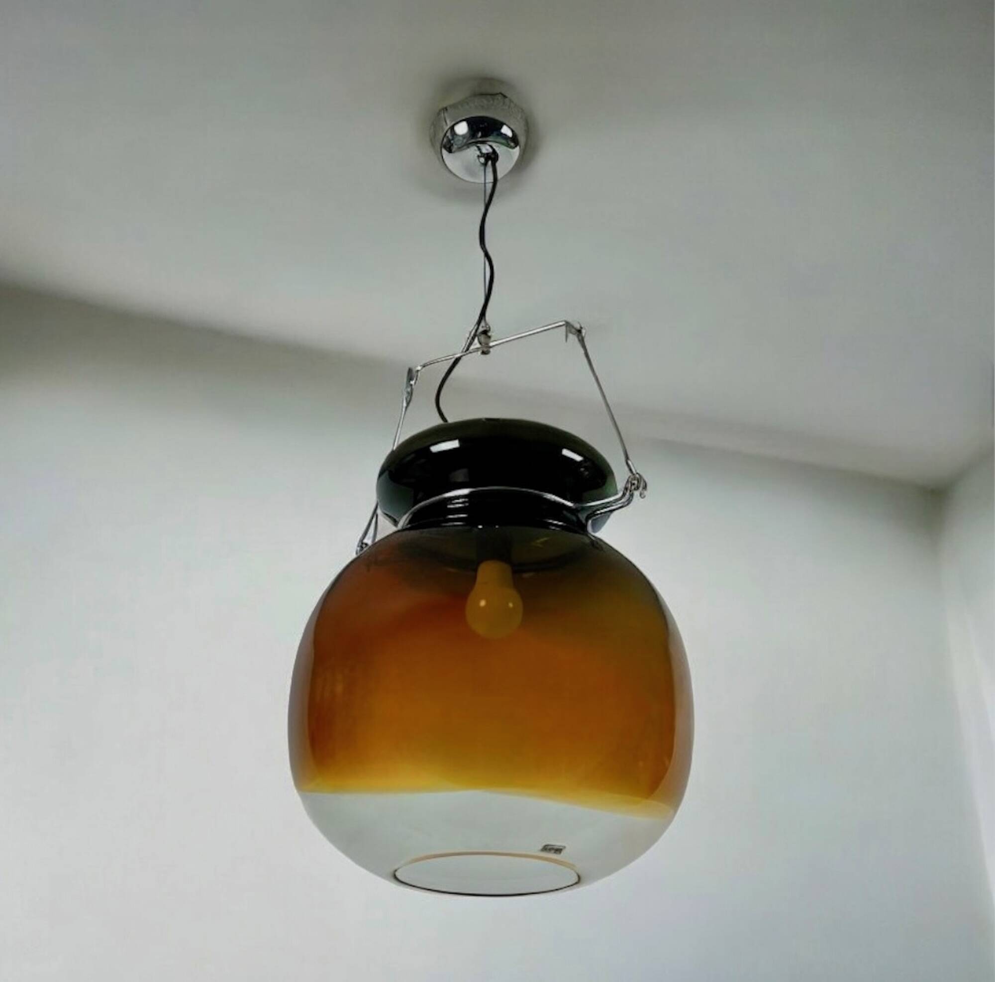 Murano amber glass chandelier from the 70s Tony Zuccheri design for Veart