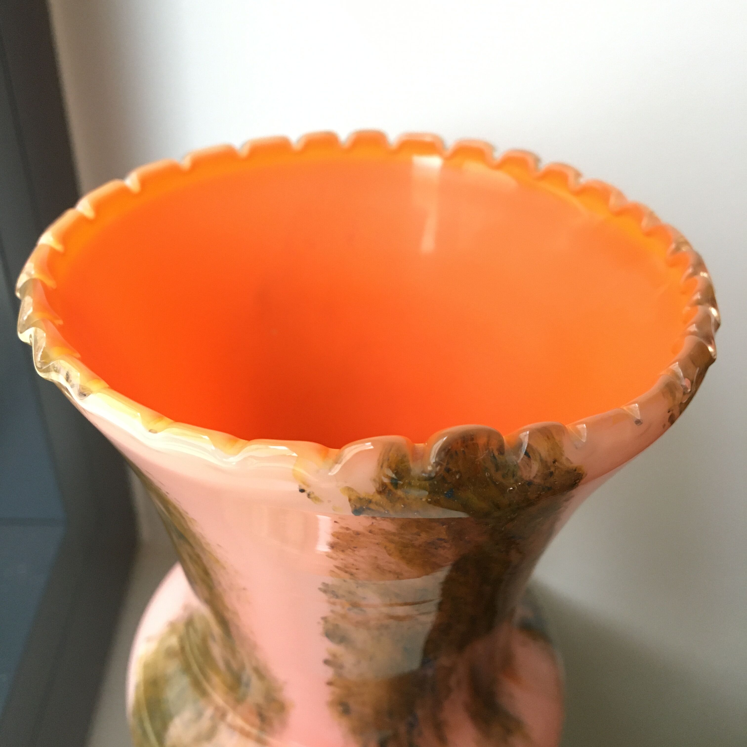 Opaline stand vase