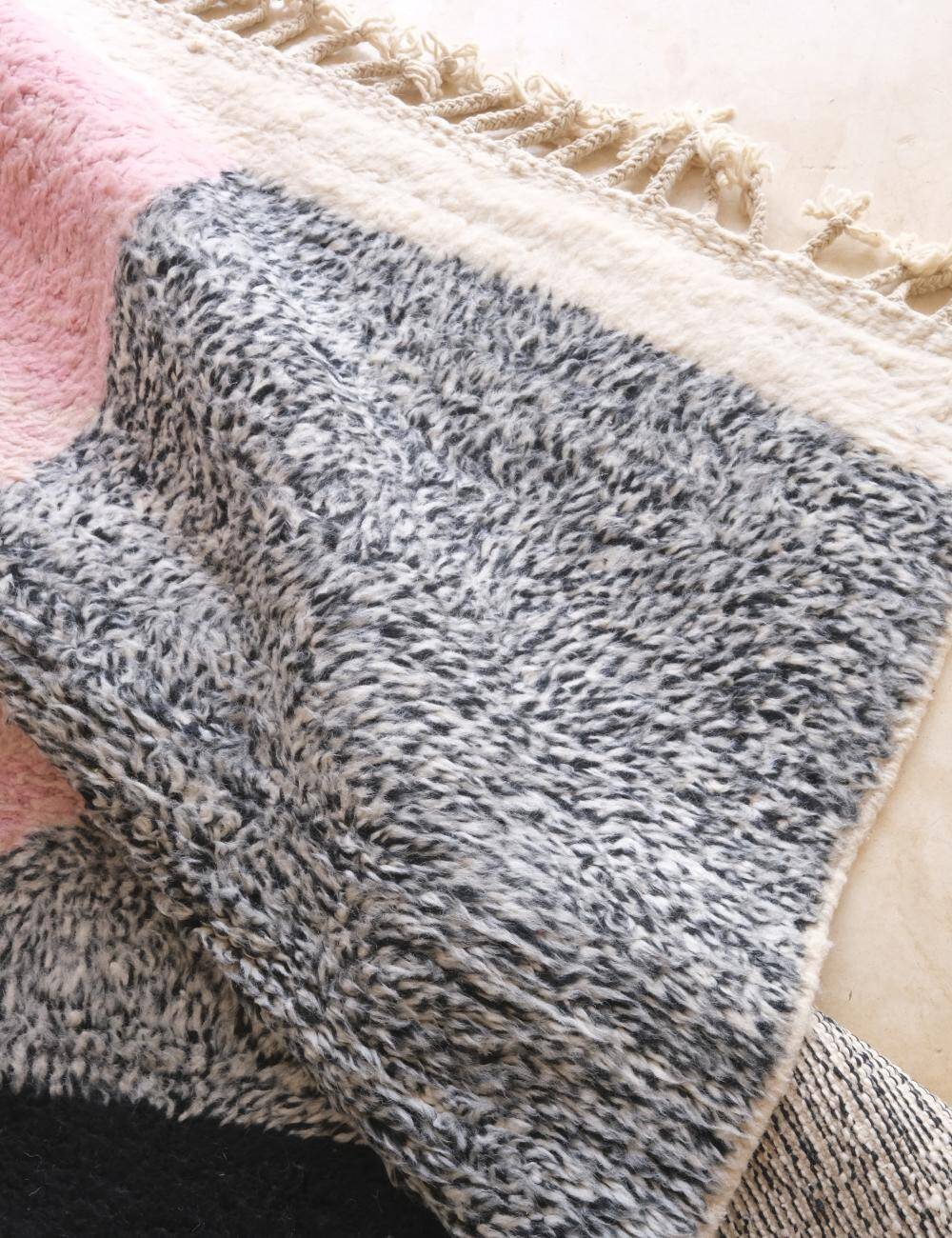 Tapis contemporain marocain en laine