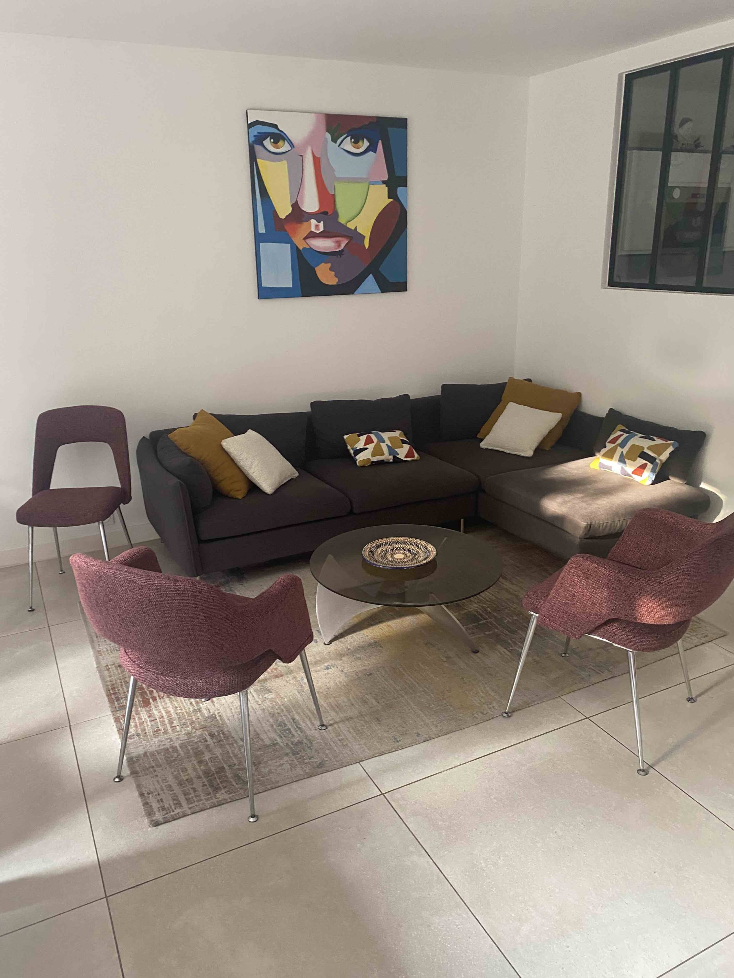 Conference Armchair (2) and Chair (1) set by Saarinen for Knoll