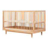 Scalable solid oak bed