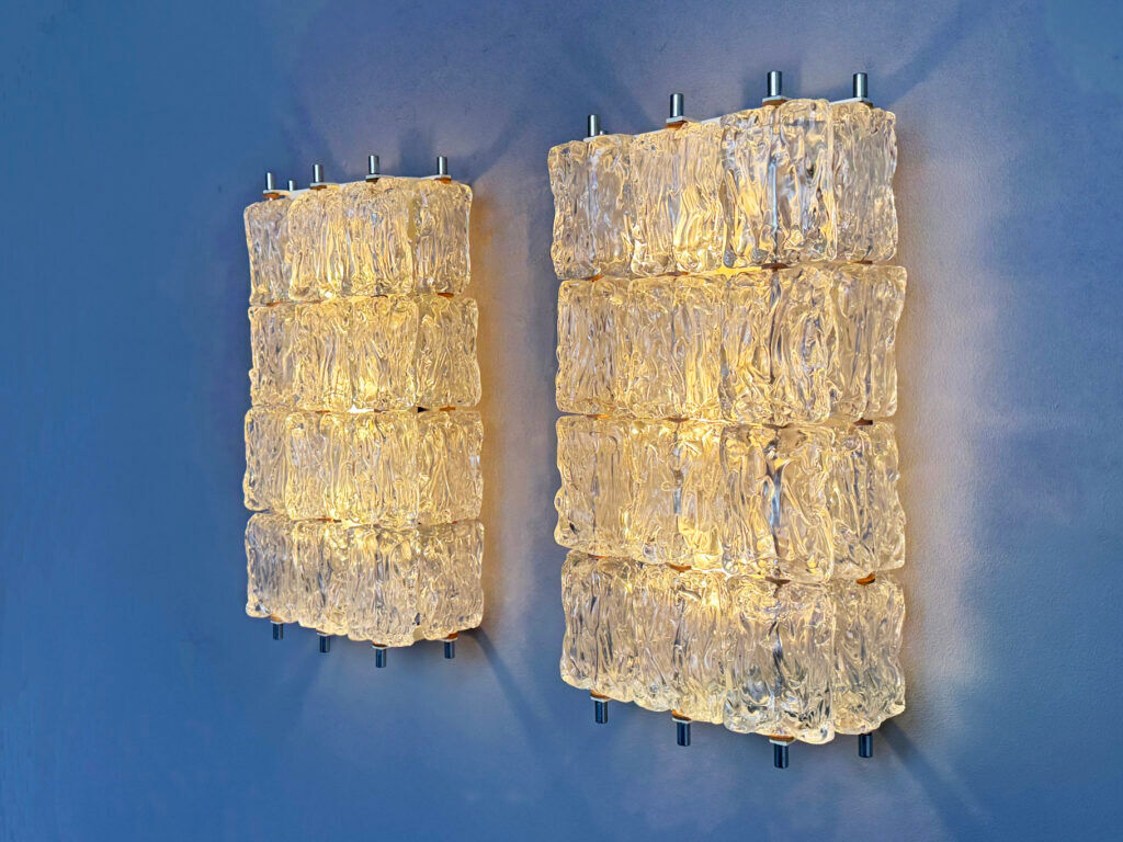 Pair of frosted glass wall sconces by Barovier & Toso, Italy, 1960s