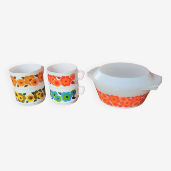 Arcopal lotus casserole dish and cups