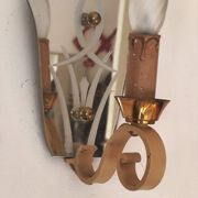 Single-light wall sconce in brass and metal with engraved mirror plate - 1950s