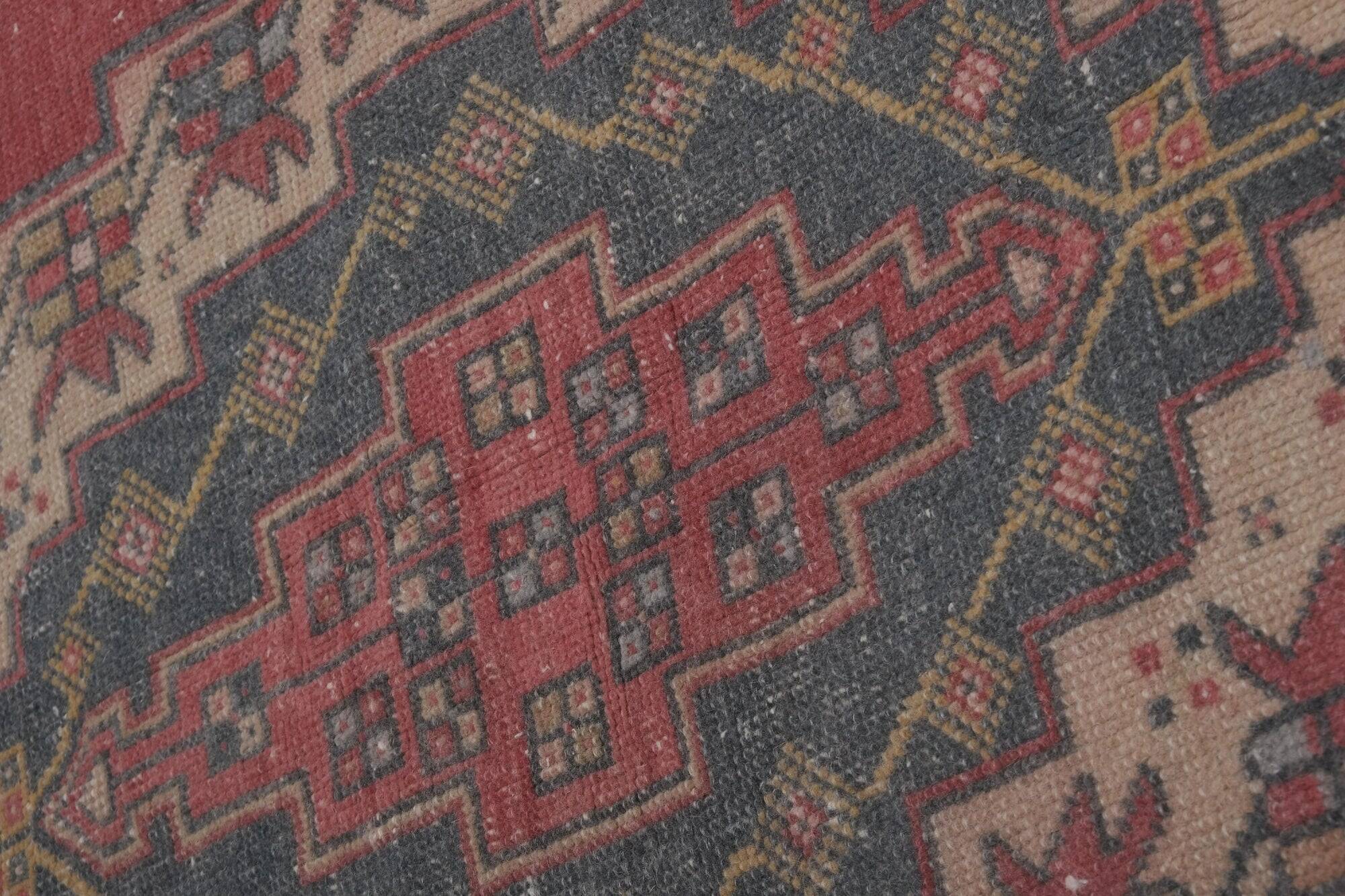 Vintage Turkish Oushak rug 133x235 cm
