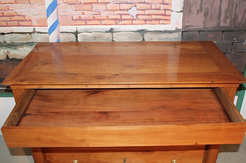 Dresser empire in XIXth cherry