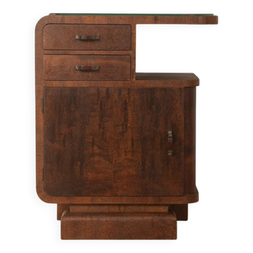 Commode classique des années 1930 avec un design asymétrique.