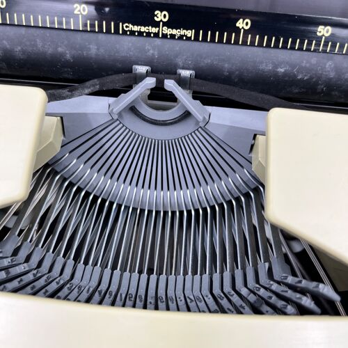 Machine à écrire " petite"