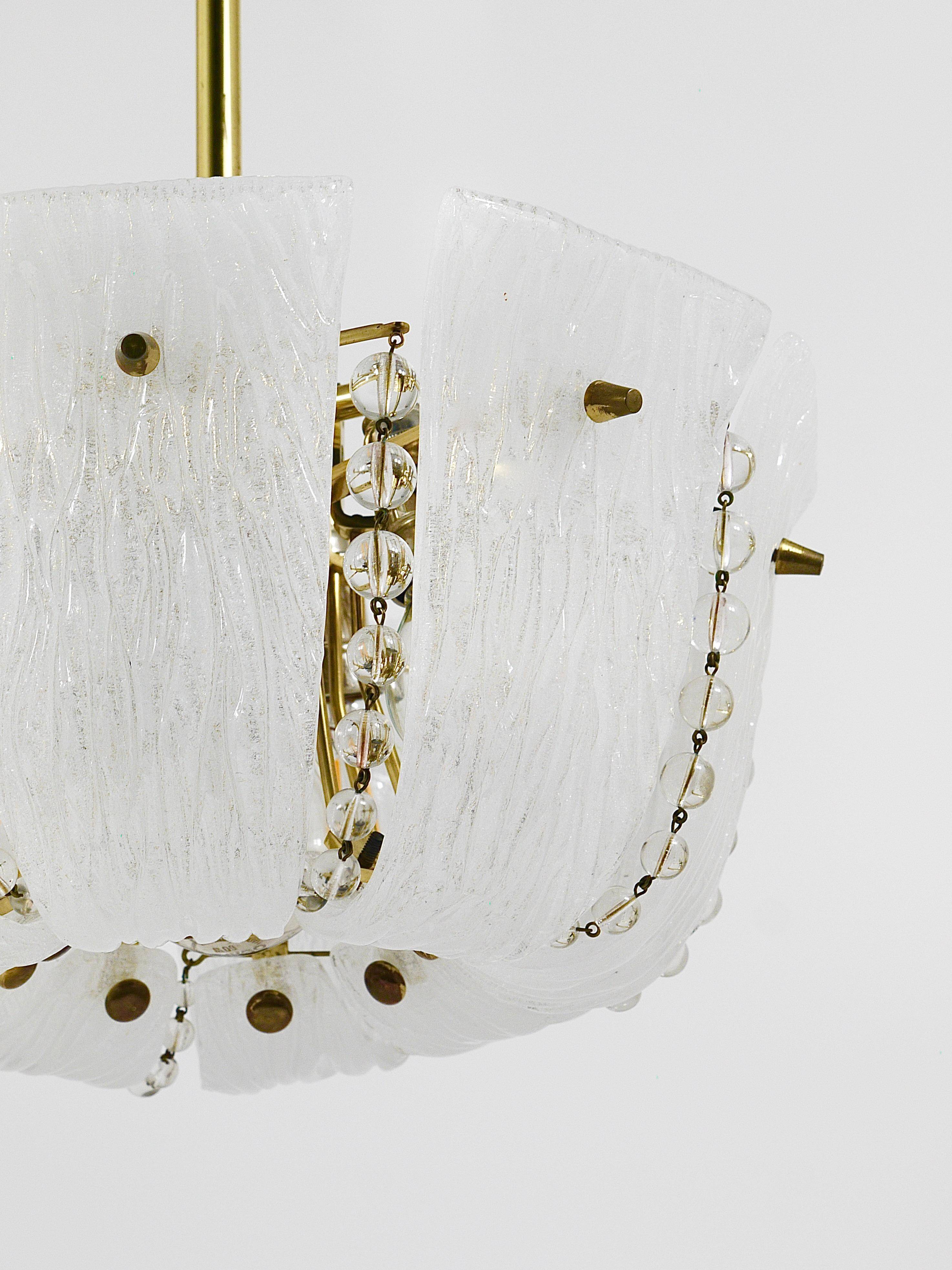 J.T. Kalmar Petite curved suspension basket, brass and glass, Austria, 1950s