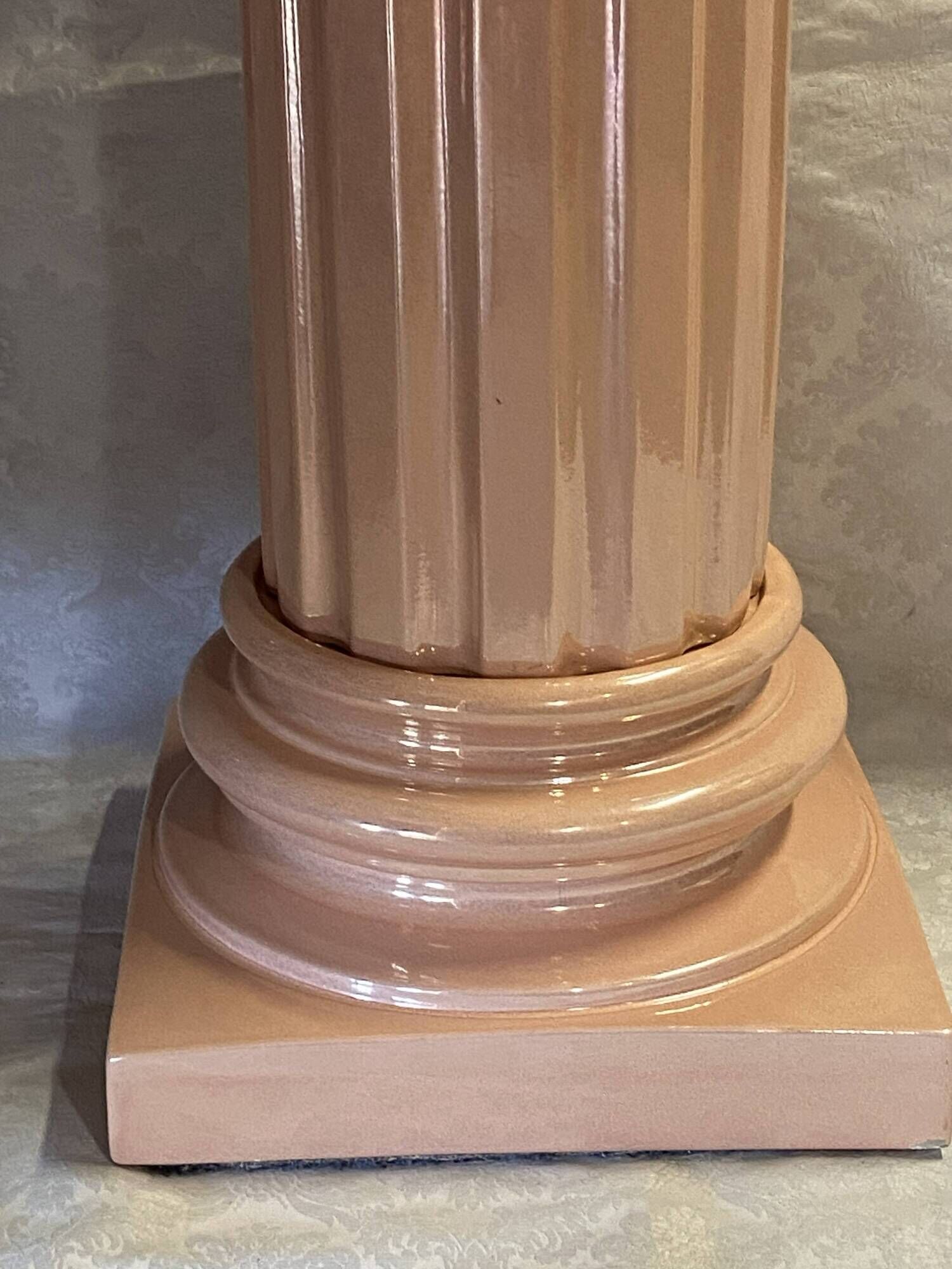 Elegant Metal Stucco Lacquered Pedestal Column with Doric Capital