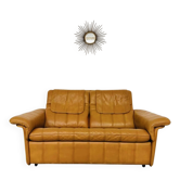 Ancien canapé 2 places en cuir cognac épais design De Sede vintage 70