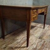 Flat desk from the Directoire period in walnut, 19th century work.