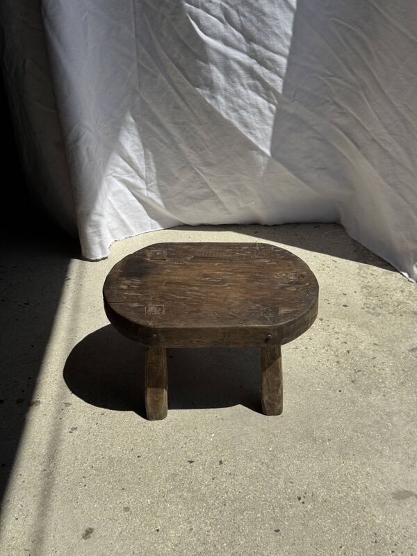Petit stool, tabouret d'appoint en teck massif ovale wabi-sabi H26 47x33