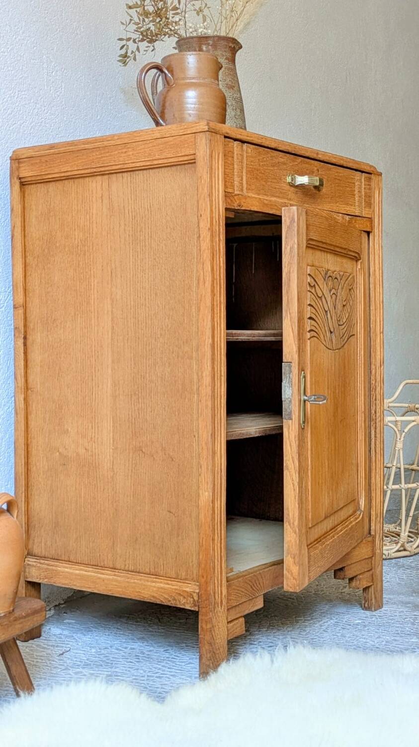 Buffet / confiturier ancien art-déco en chêne