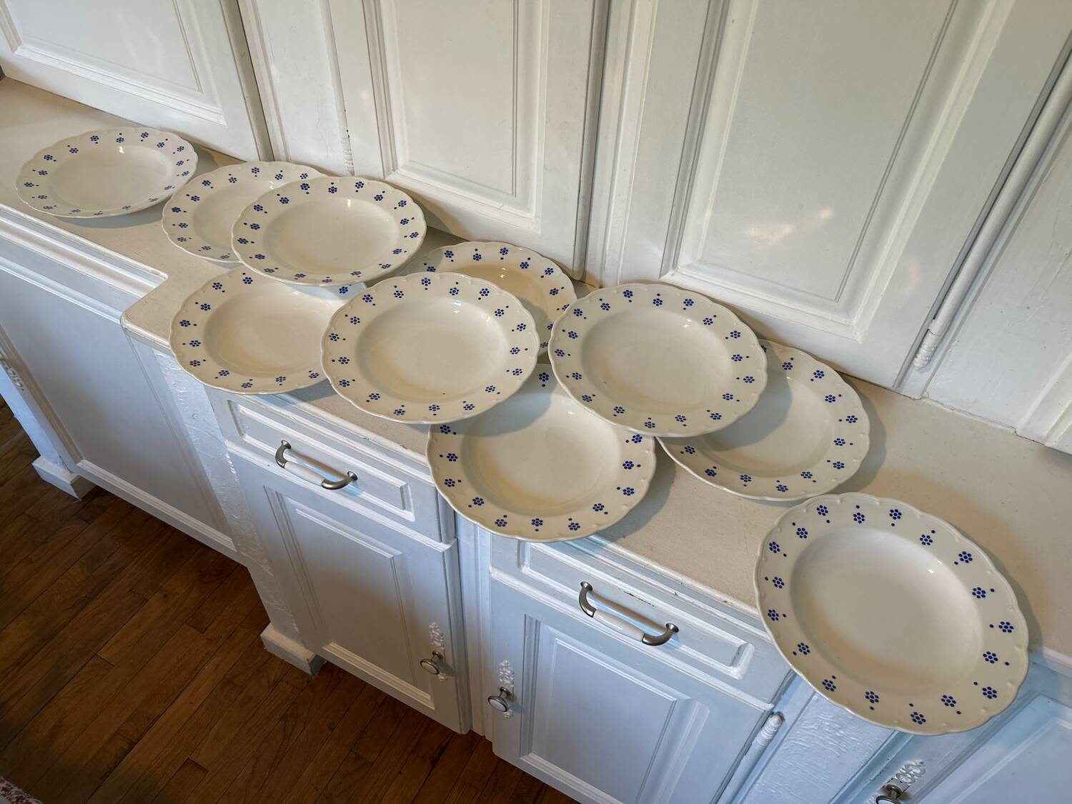 Set of 10 Boch La Louvière soup plates