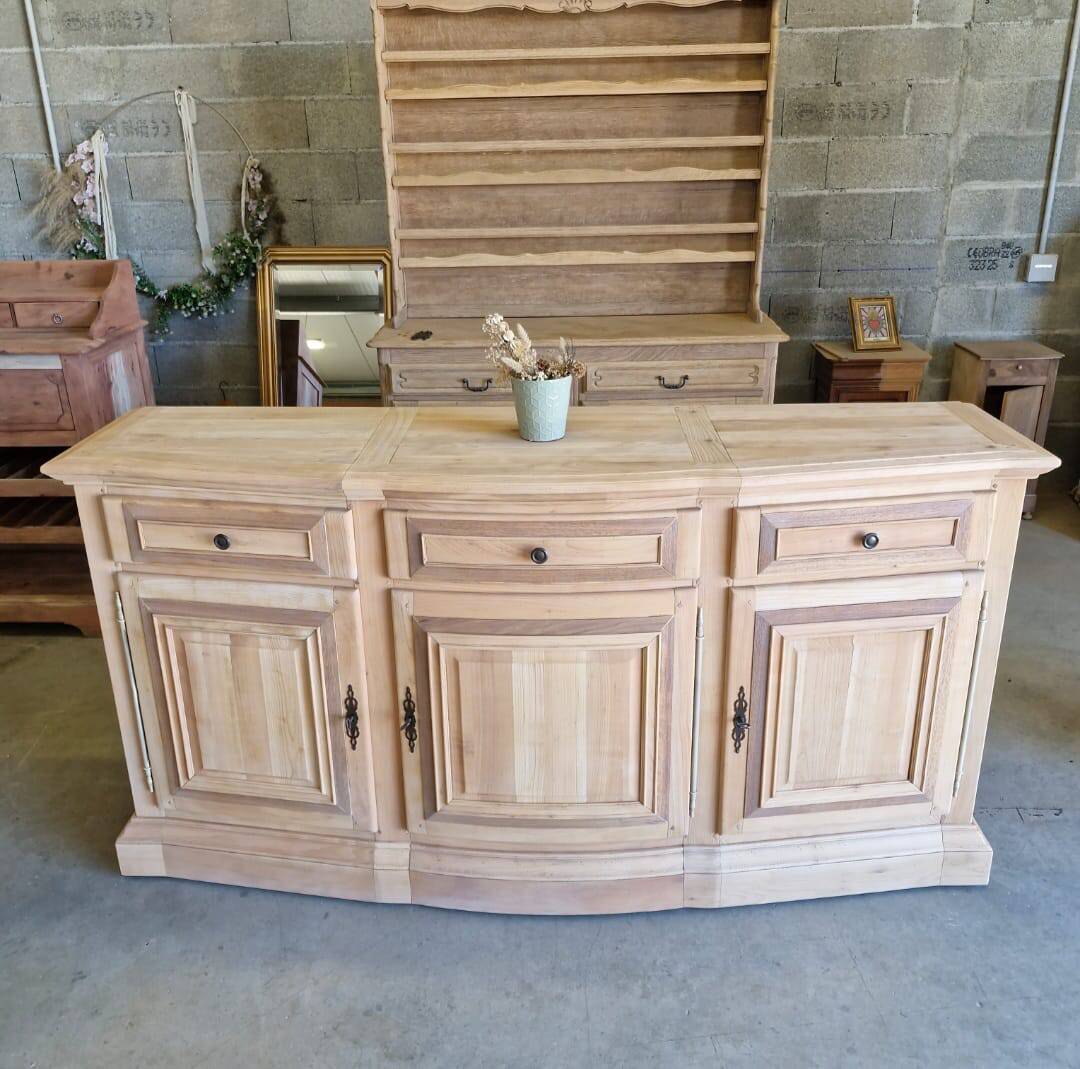 Buffet in solid cherry wood, fully sandblasted.