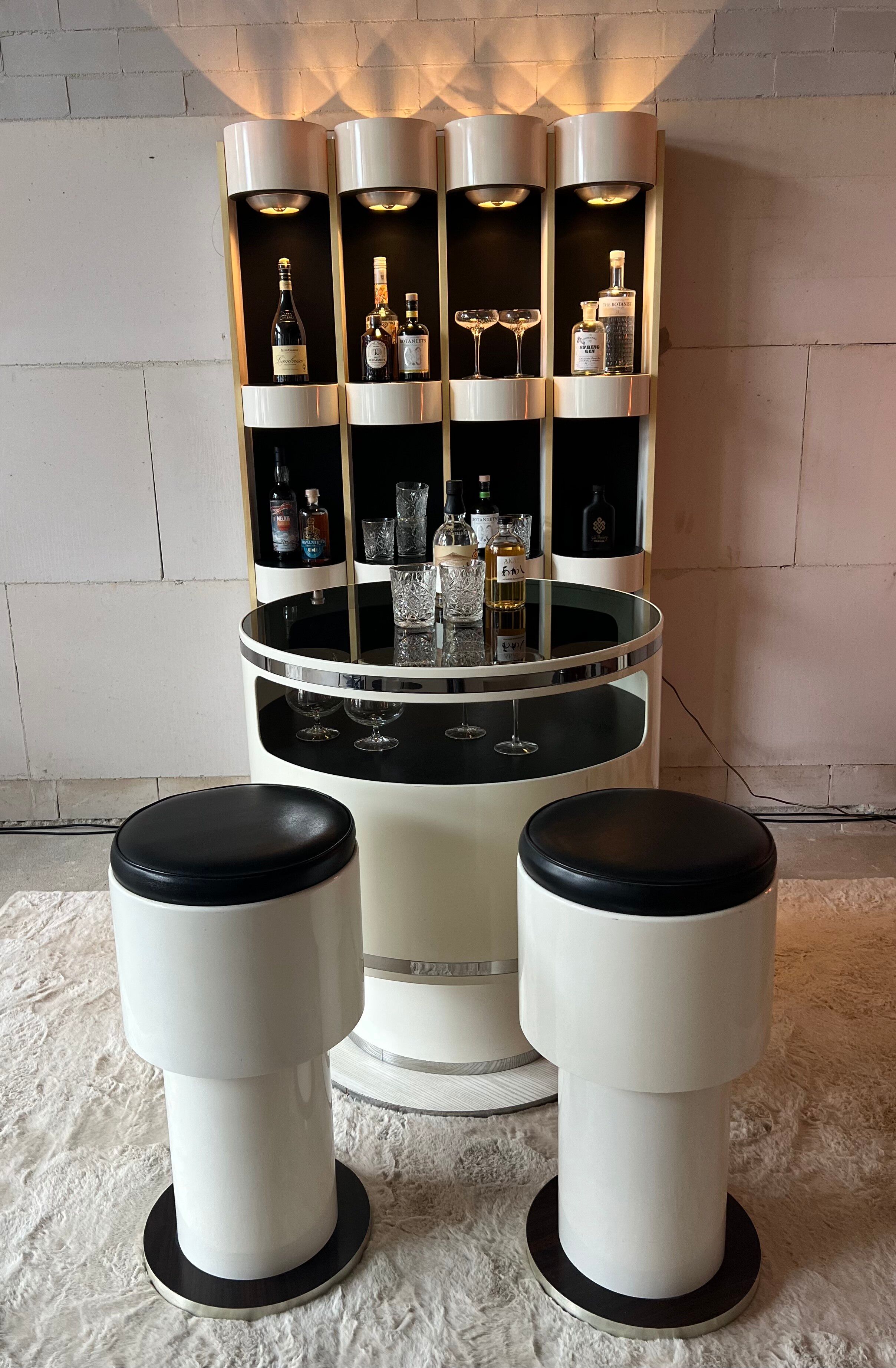 Joe Colombo dry bar, iconic Italian design
