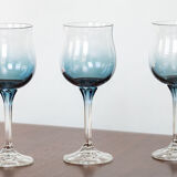 7 antique glasses in blue gradient crystal