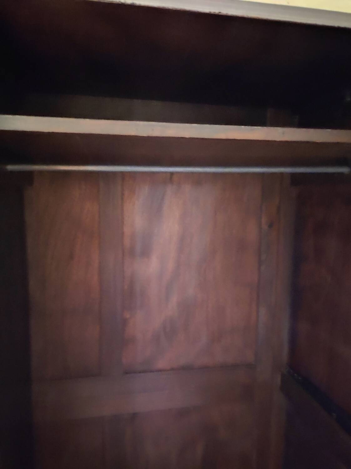 2-door patinated mirrored wardrobe