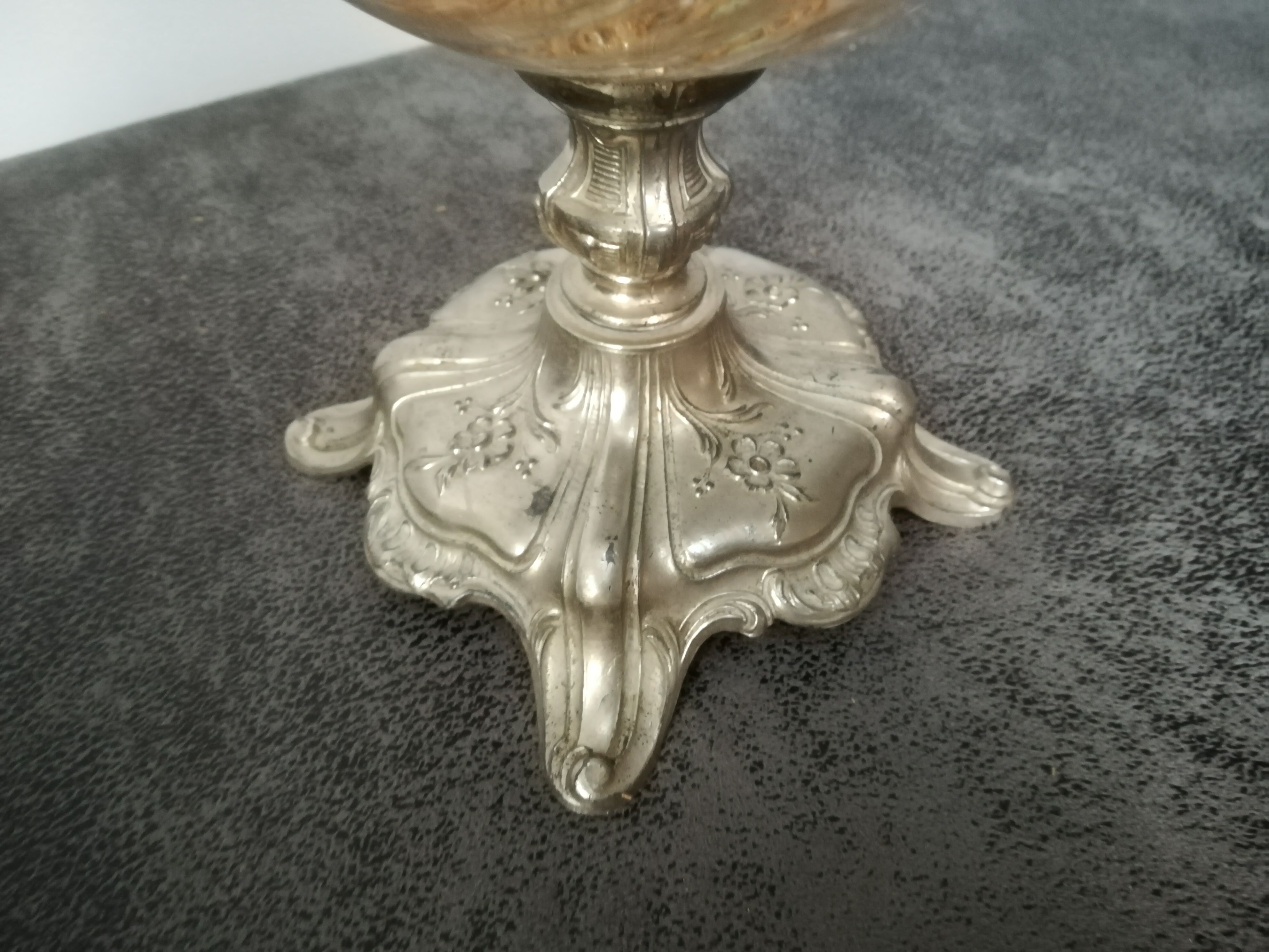 Oil lamp