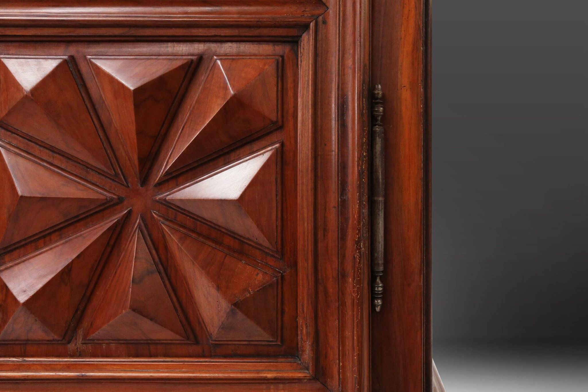 Early 17th Century French Louis XIII Oak Wardrobe with Geometric Carving