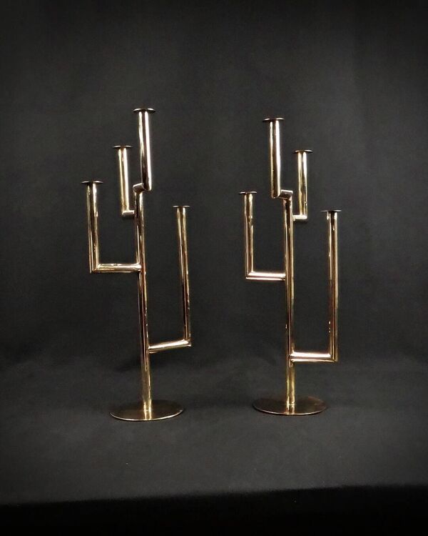 Paire de candélabres Karl Hagenauer Wiener Werkstätte en laiton doré 1930