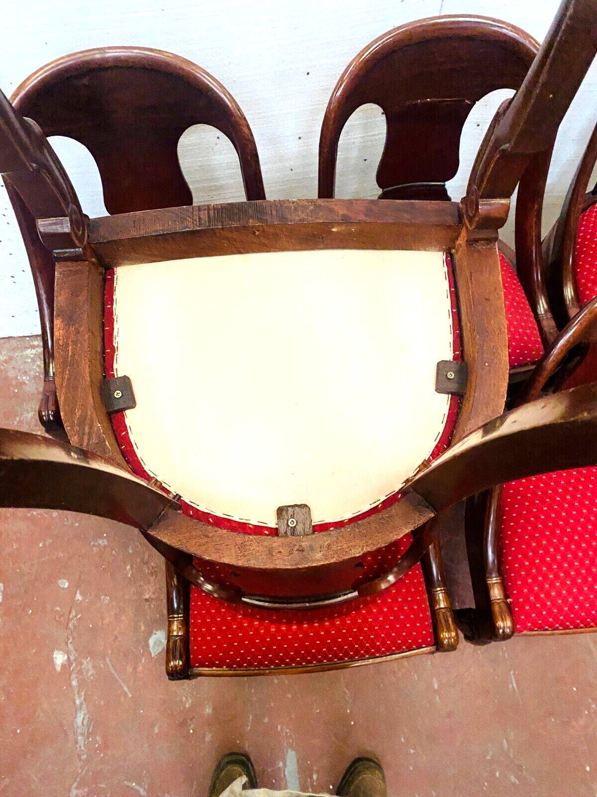 Suite de six chaises gondoles en acajou et placage XX siècle