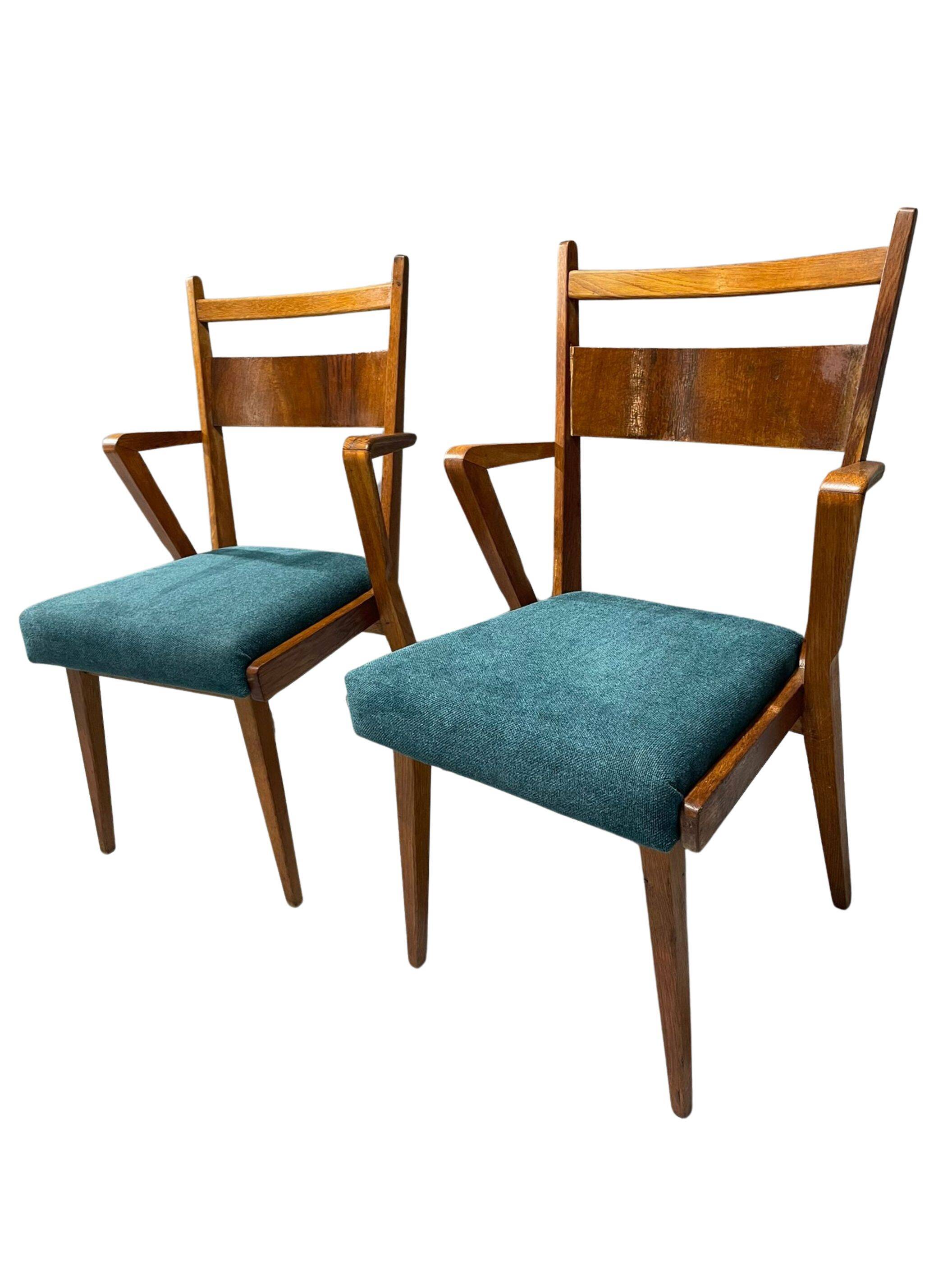 Paire de fauteuils par Jitona, années 1970