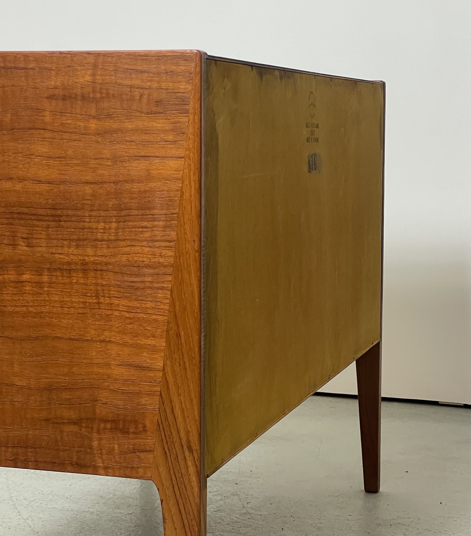 Commode en teck danois no34 par Kai Kristiansen années 1960