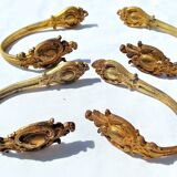 Old curtain kiss in gilded bronze