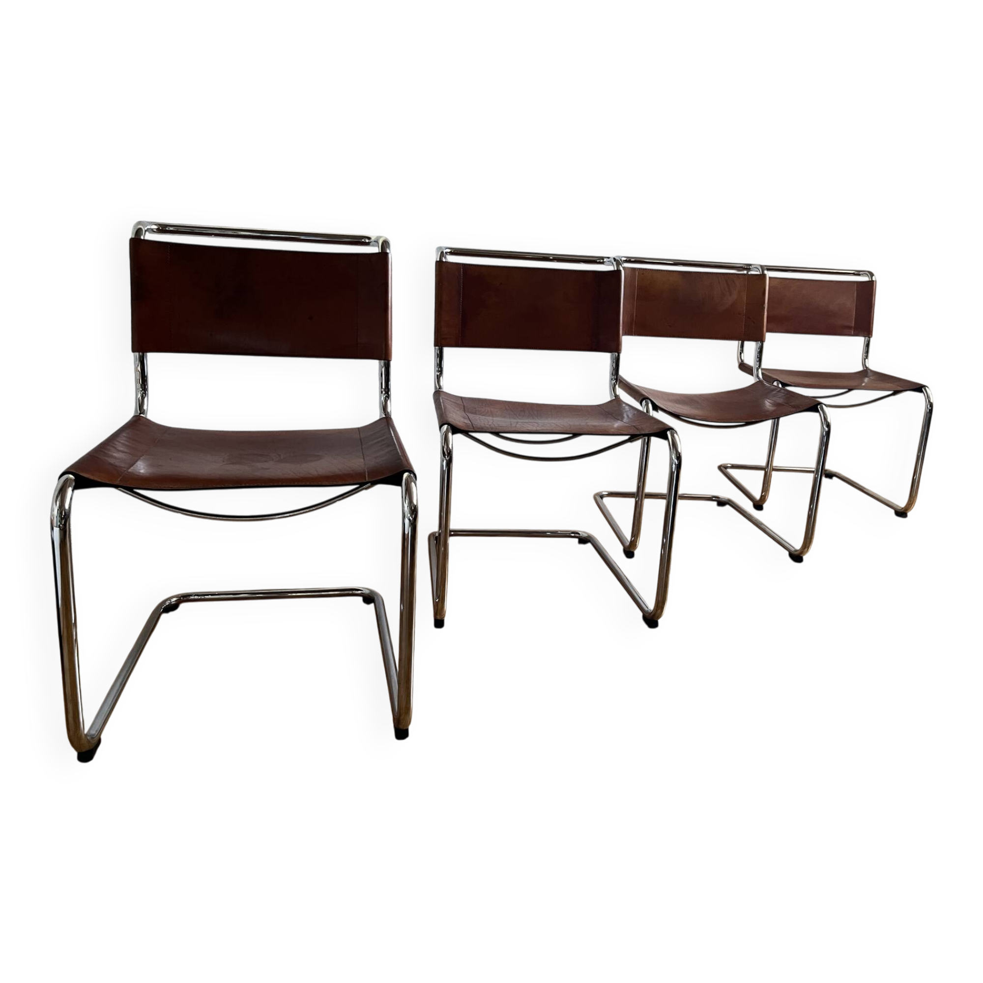 4 chaises B33 Marcel Breuer